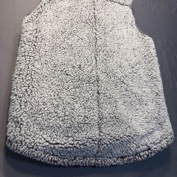 Thread & Supply Vest Womens Small Gray Sherpa Fleece Zip Pockets Cozy Layer - Picture 9 of 9